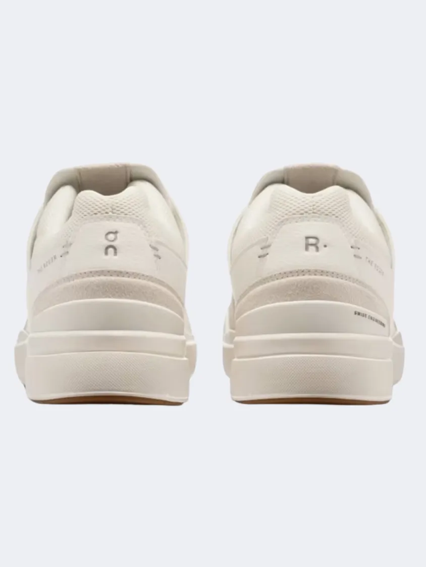 On The Roger Clubhouse Men Tennis Shoes White/Sand