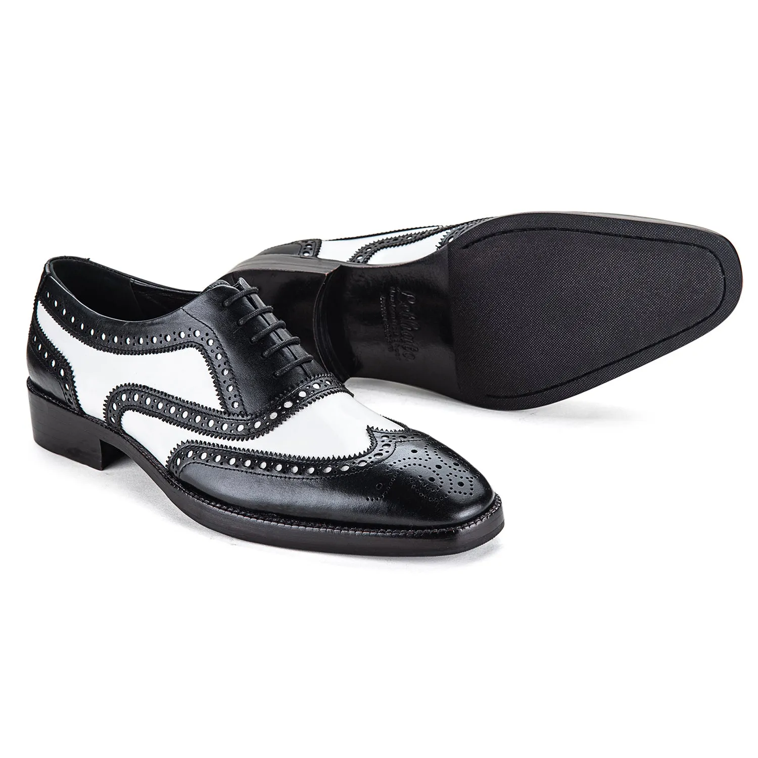 Spectator Wingtip Oxford - Black & White