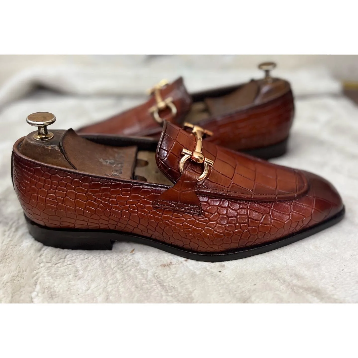 Tan Croco Loafers With Buckle