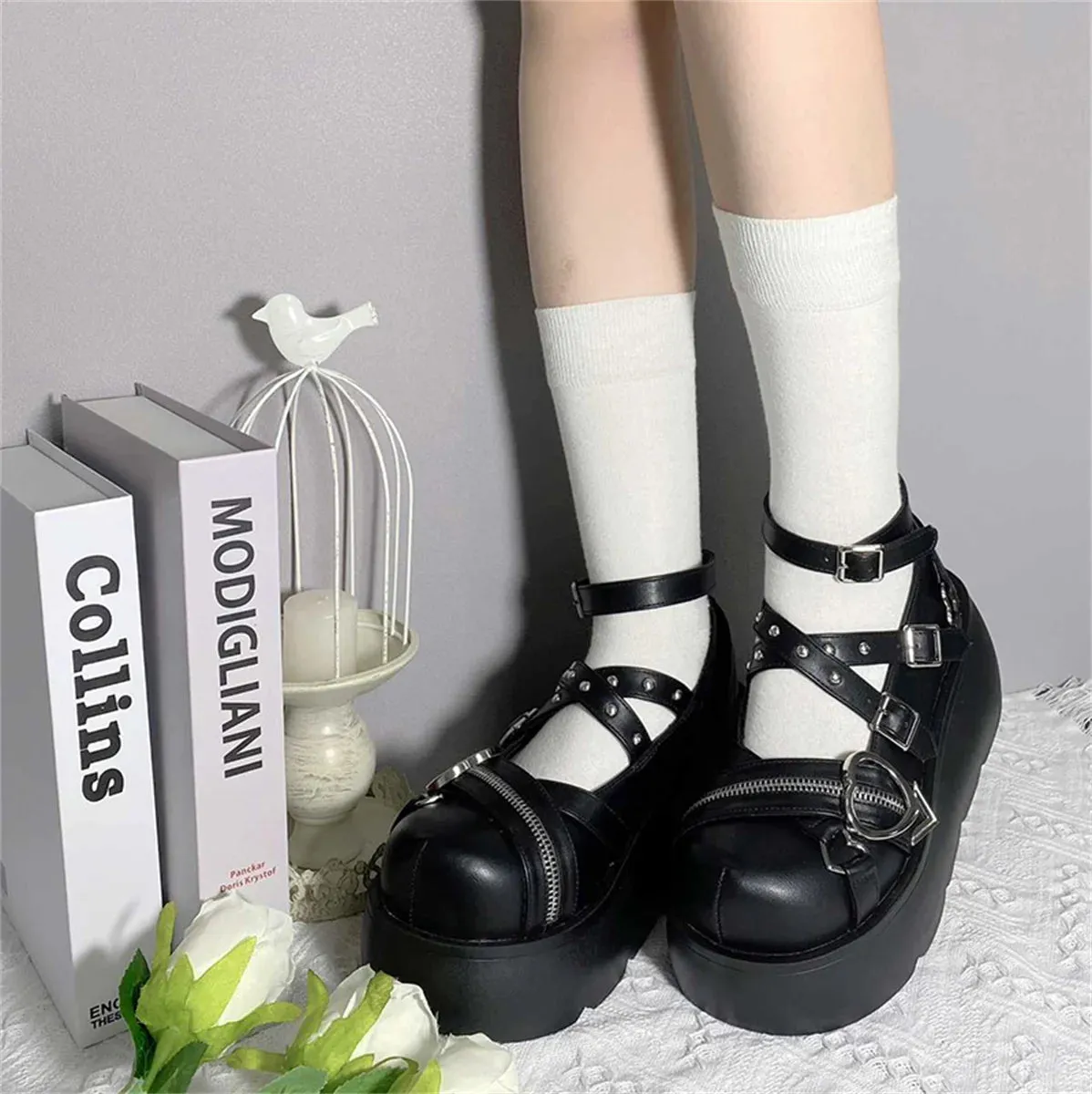 Uniwim Retro Dark Punk Style Cosplay Victorian Girls Shoes Lolita Round Head Thick Bottom Metal Zipper Love Rivet 7.5cm High Heel Shoes